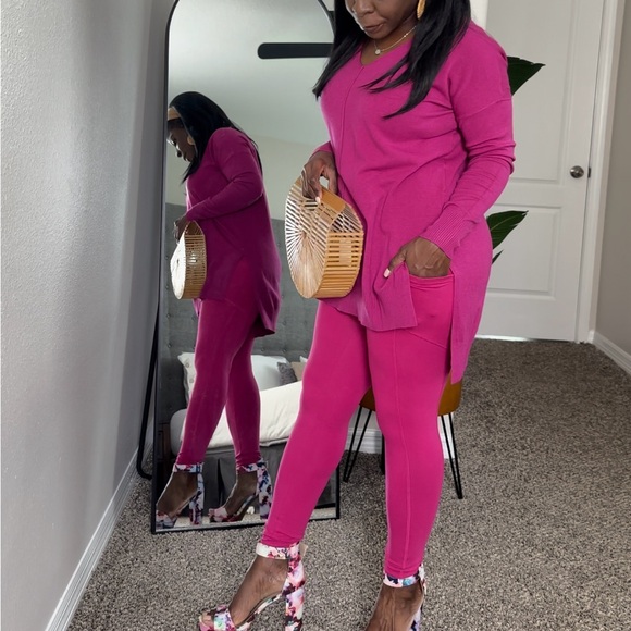 V-Neck High-Low Cashmere Feel Sweater - Magenta - Picture 4 of 8